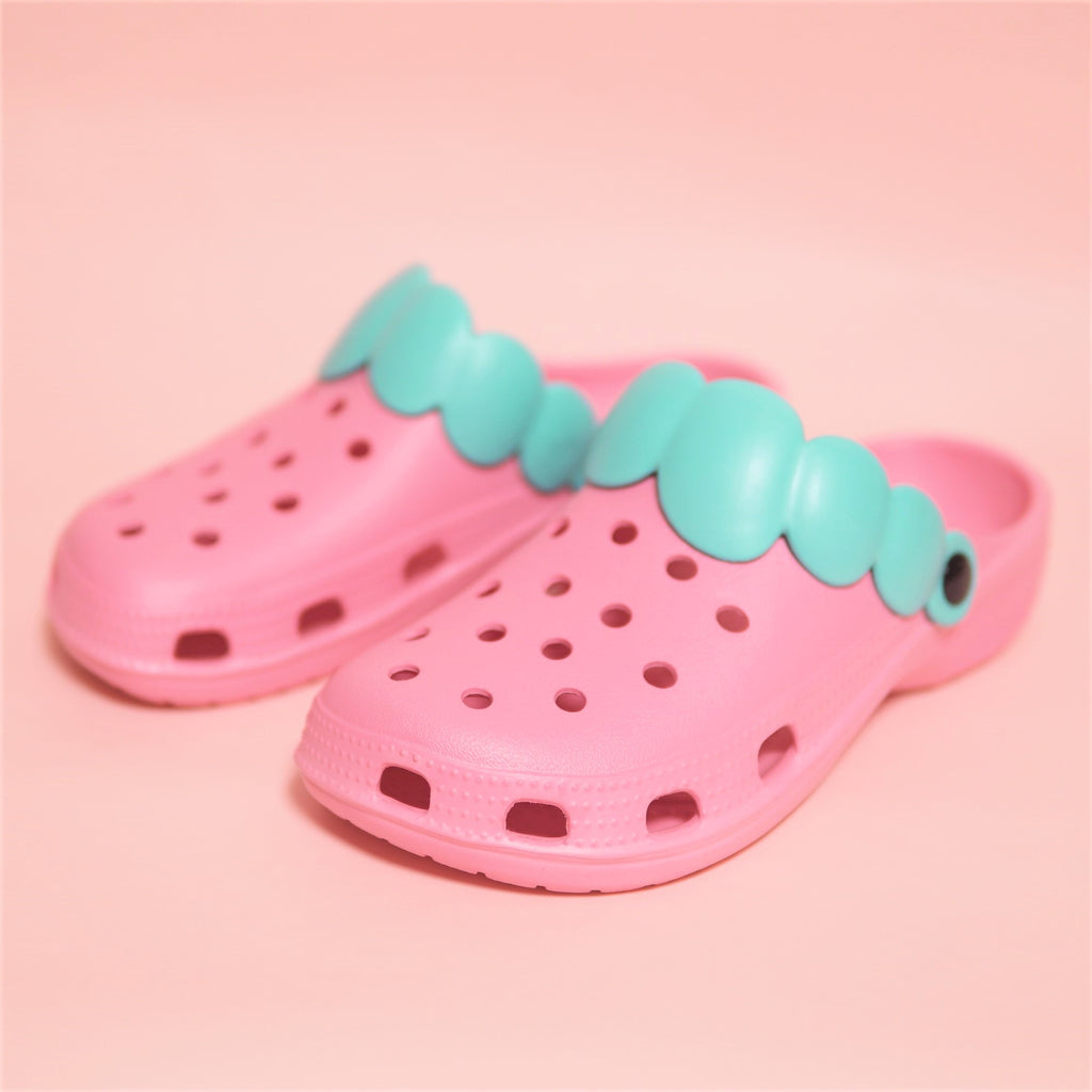 Strawberry crocs best sale size 8